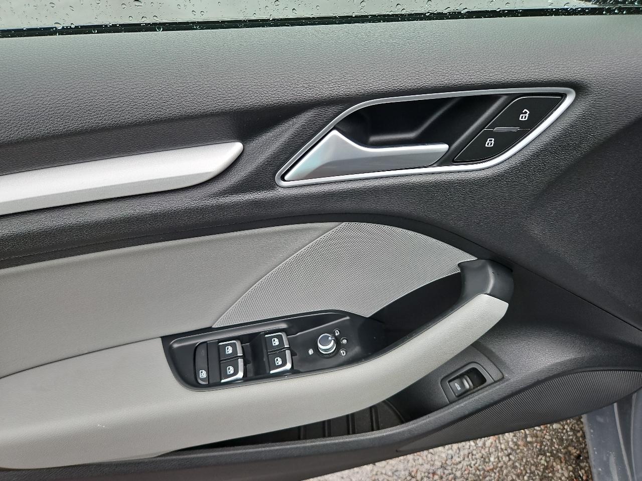 Audi A3 Sedan 2.0 TFSI Premium quattro AWD 2017