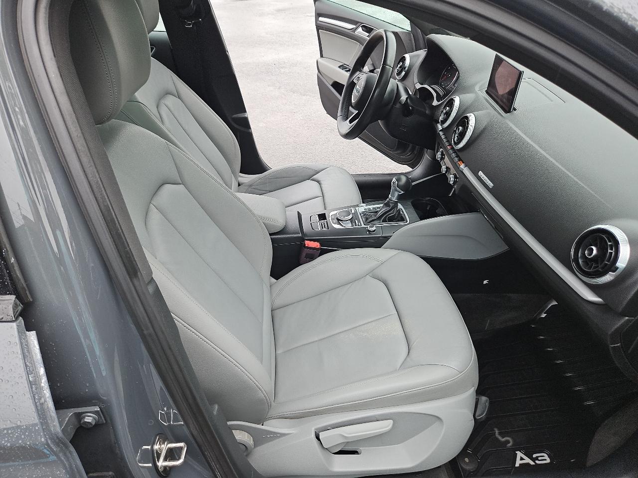 Audi A3 Sedan 2.0 TFSI Premium quattro AWD 2017