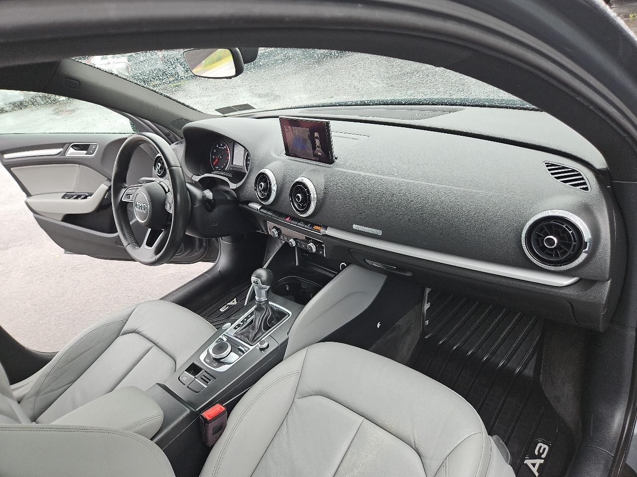 Audi A3 Sedan 2.0 TFSI Premium quattro AWD 2017