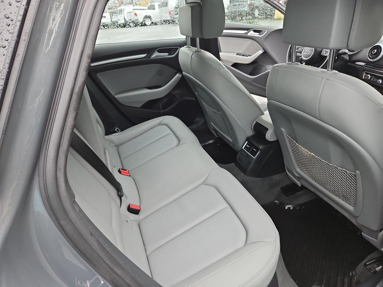 Audi A3 Sedan 2.0 TFSI Premium quattro AWD 2017