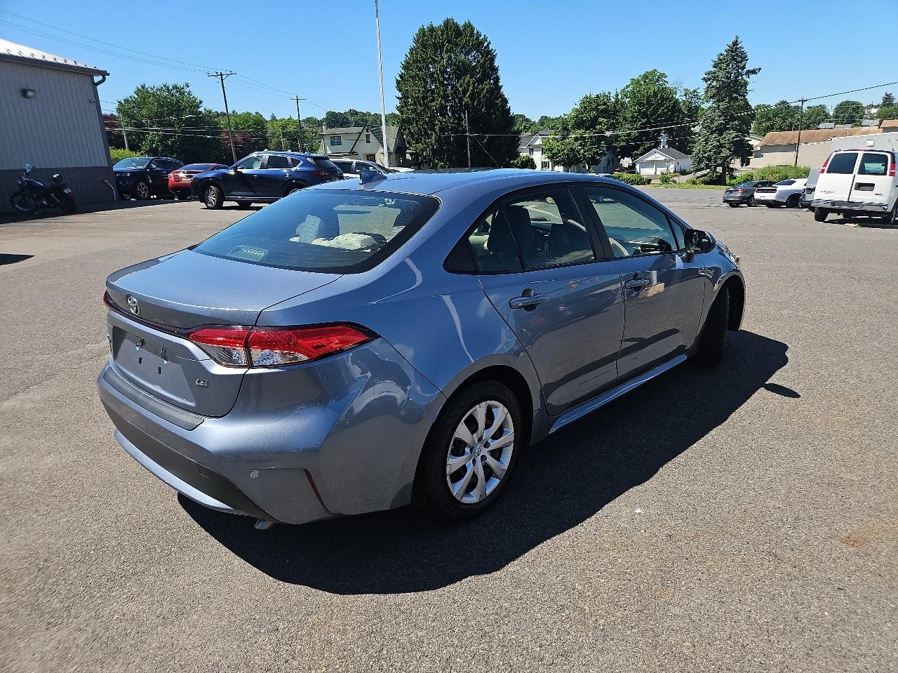 Toyota Corolla LE CVT (Natl) 2021
