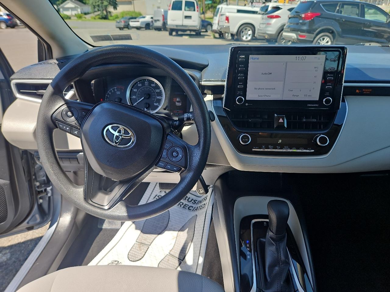 Toyota Corolla LE CVT (Natl) 2021