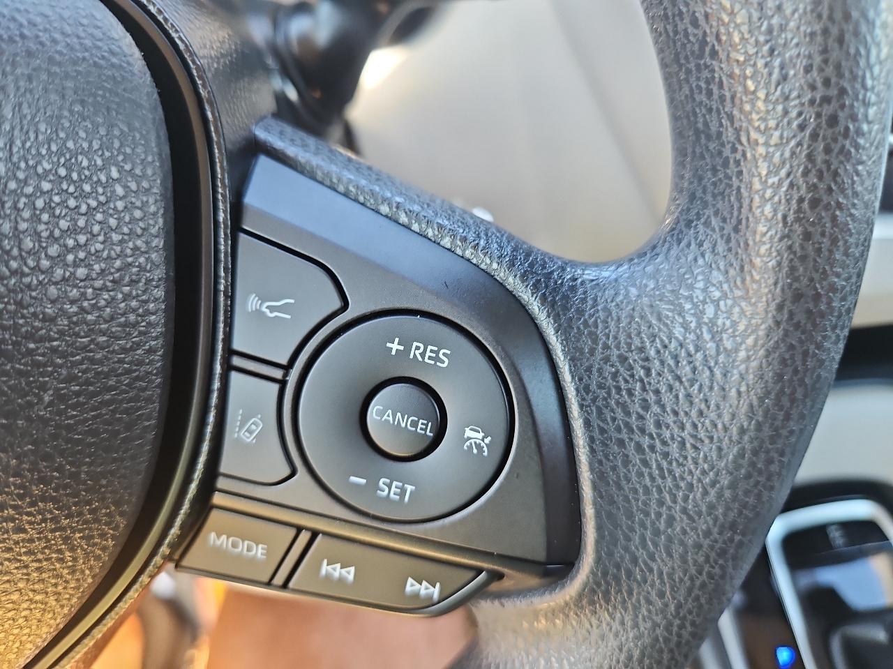 Toyota Corolla LE CVT (Natl) 2021