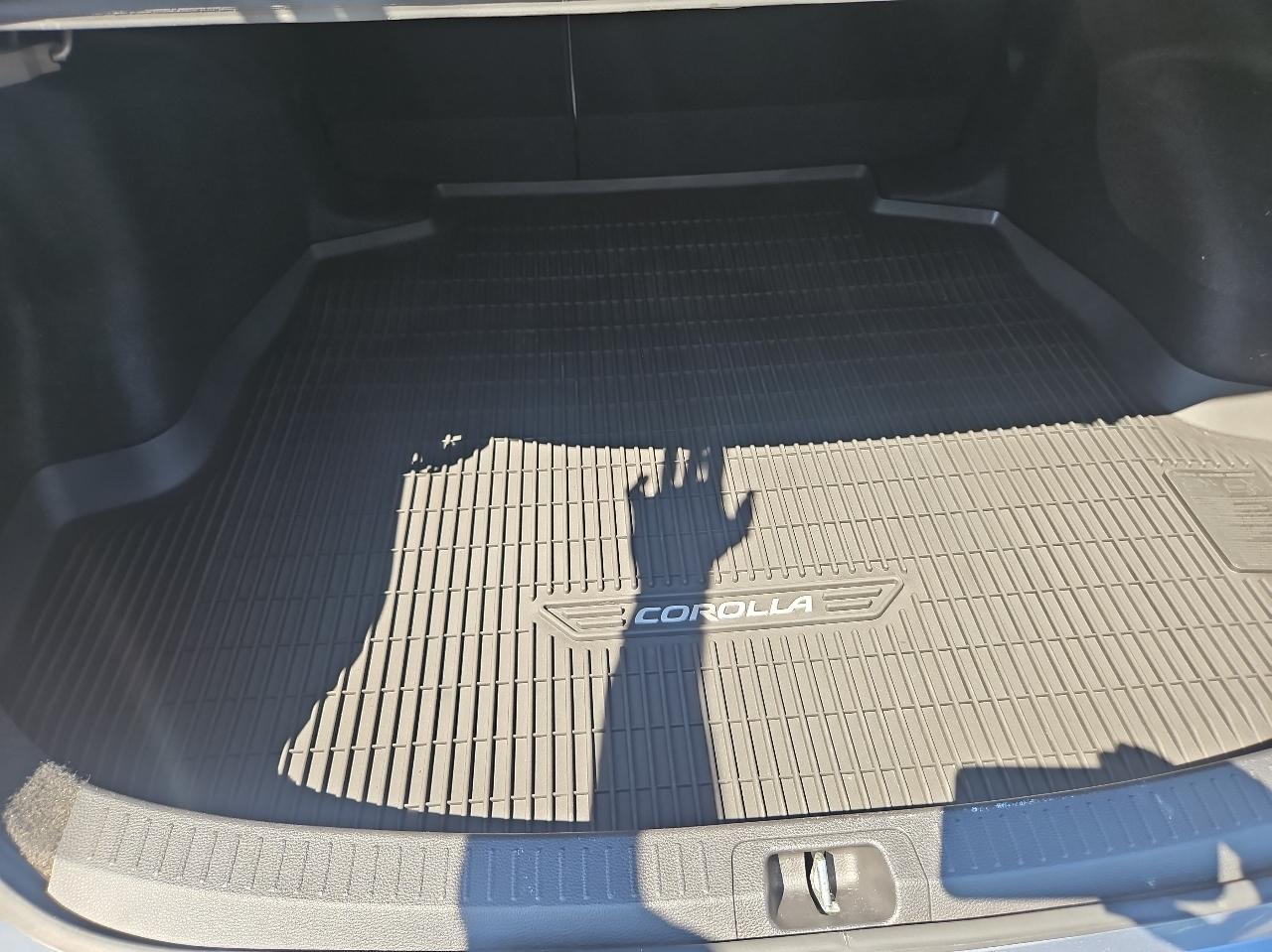 Toyota Corolla LE CVT (Natl) 2021