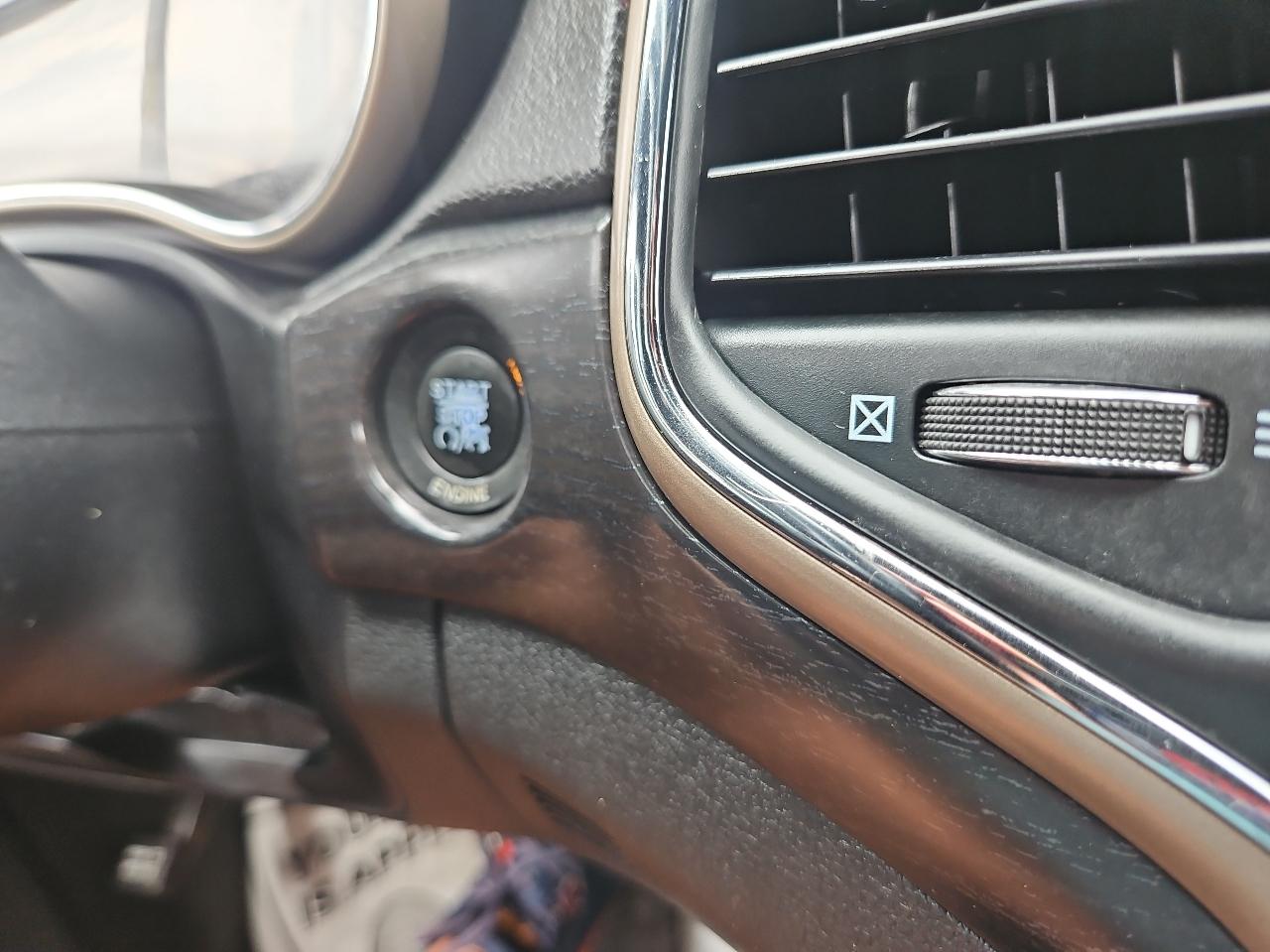 Jeep Grand Cherokee 4WD 4dr Laredo 2014