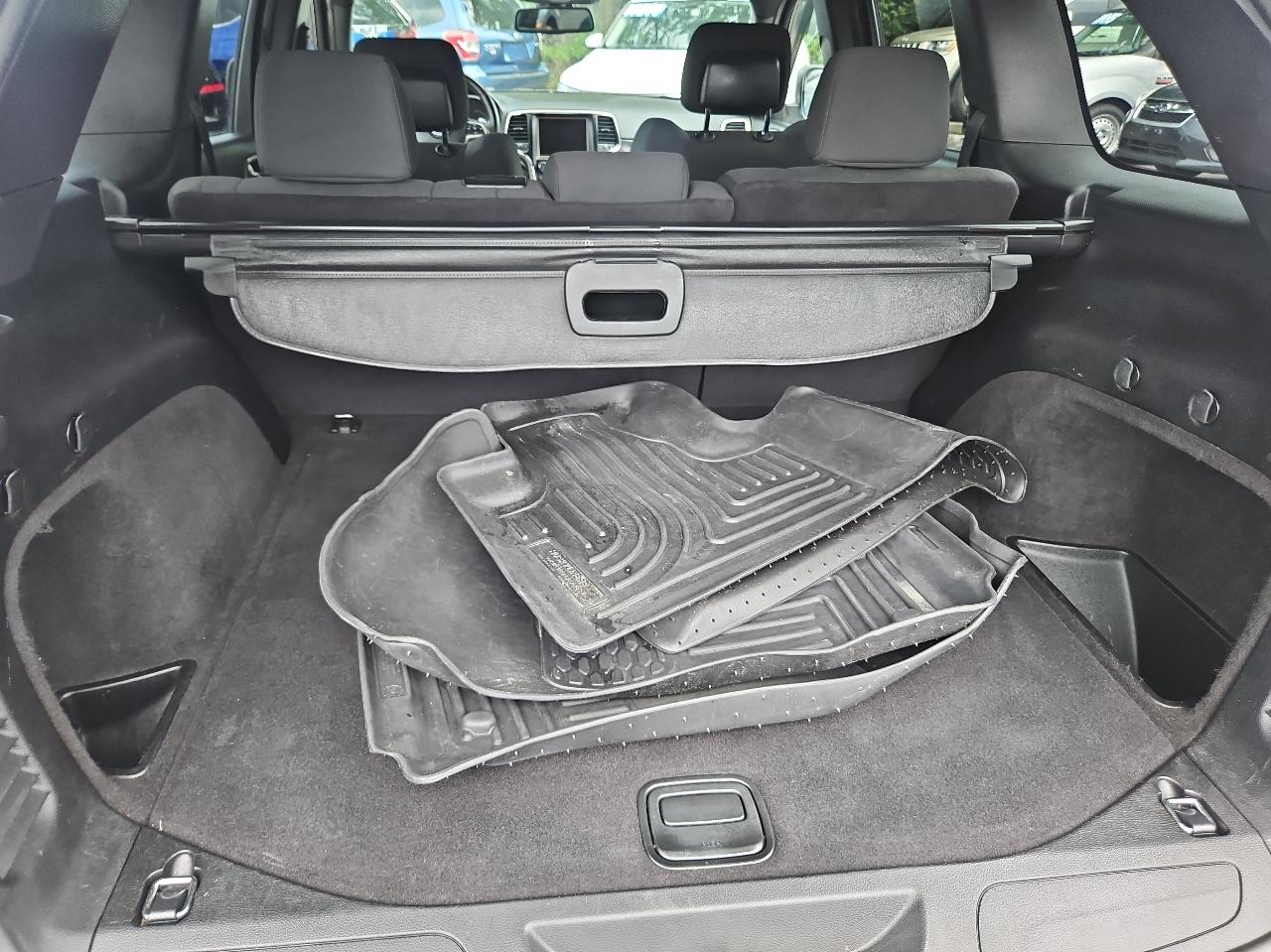 Jeep Grand Cherokee 4WD 4dr Laredo 2014
