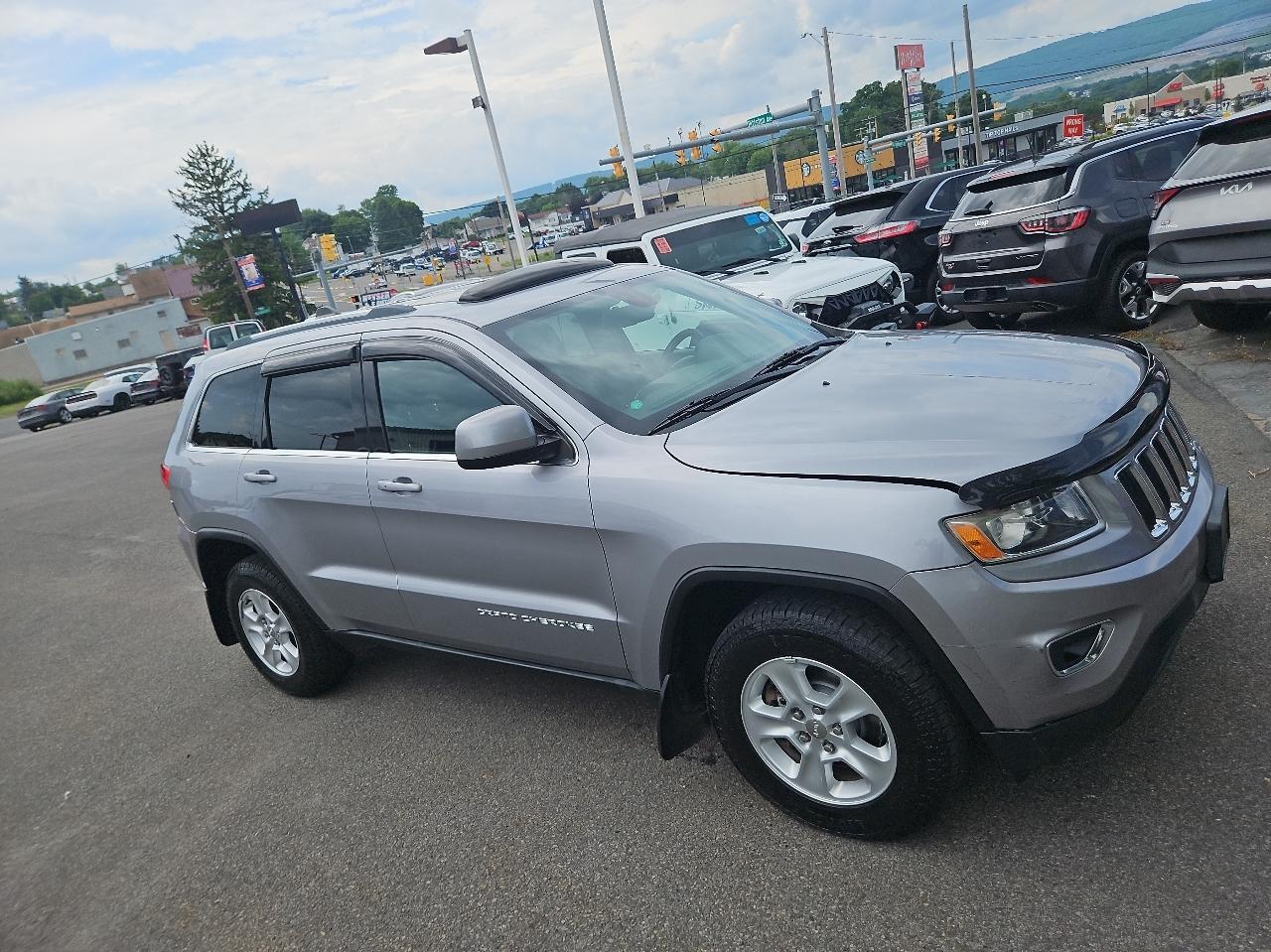 Jeep Grand Cherokee 4WD 4dr Laredo 2014
