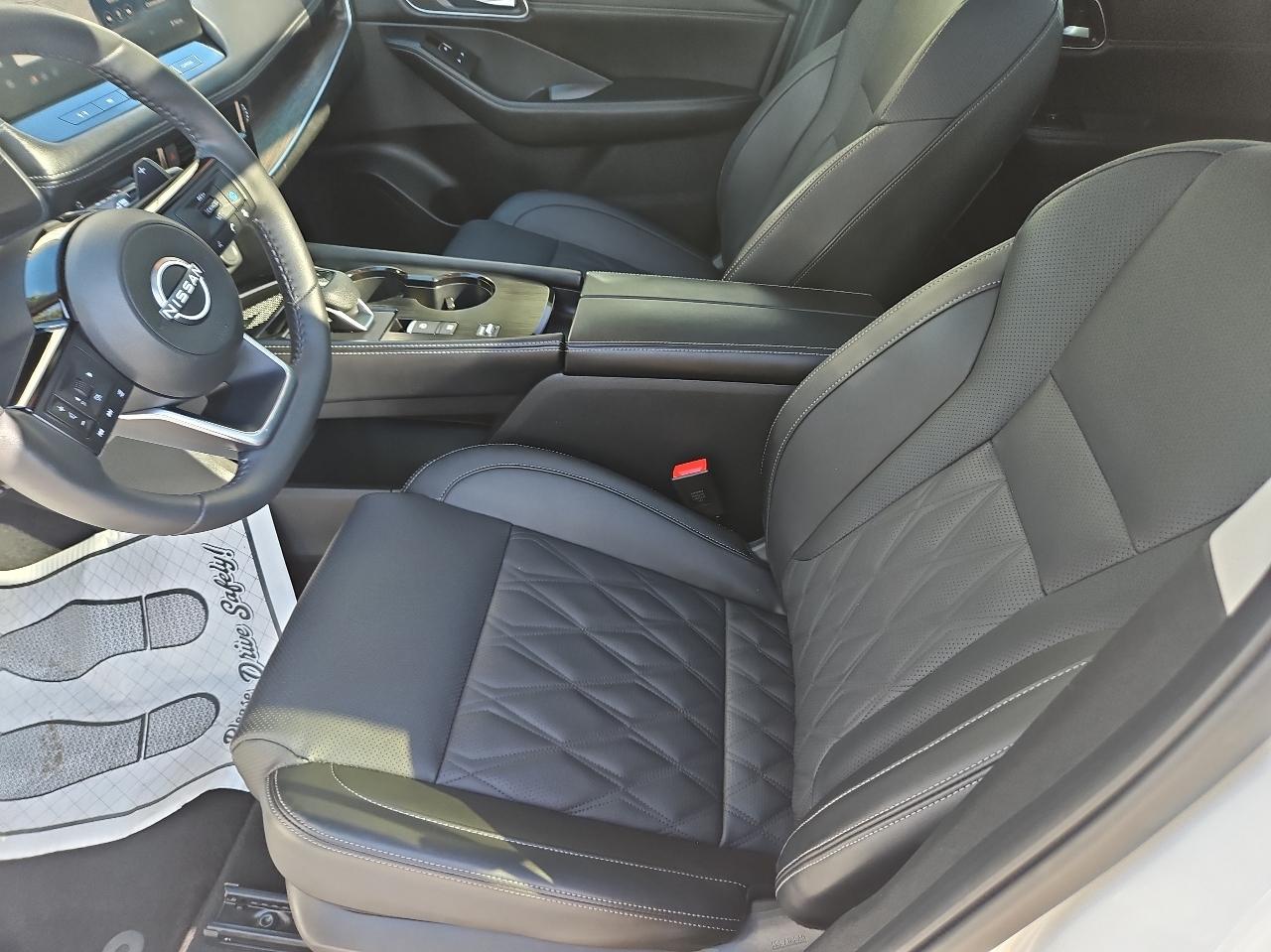 Nissan Rogue FWD Platinum 2024