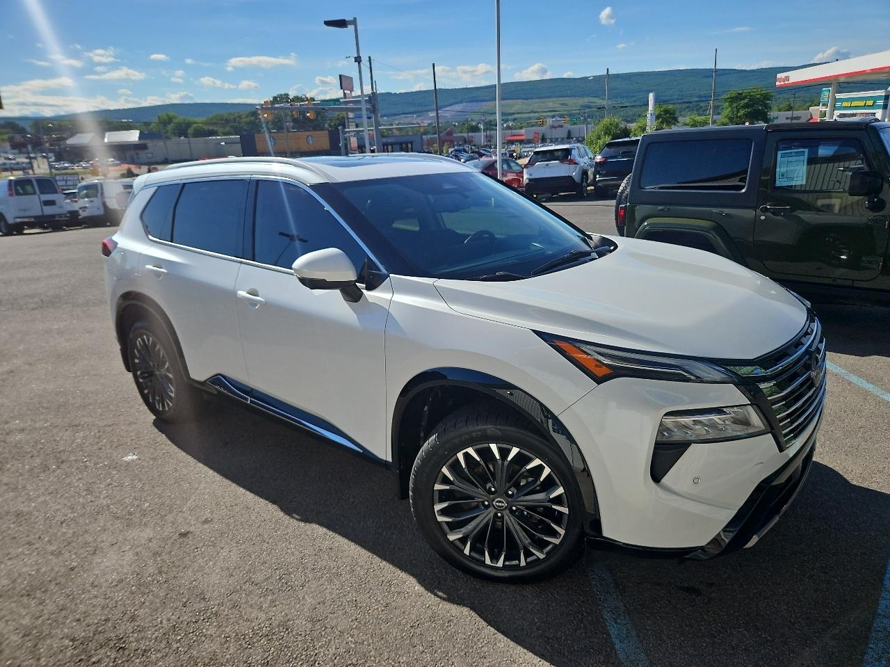 Nissan Rogue FWD Platinum 2024