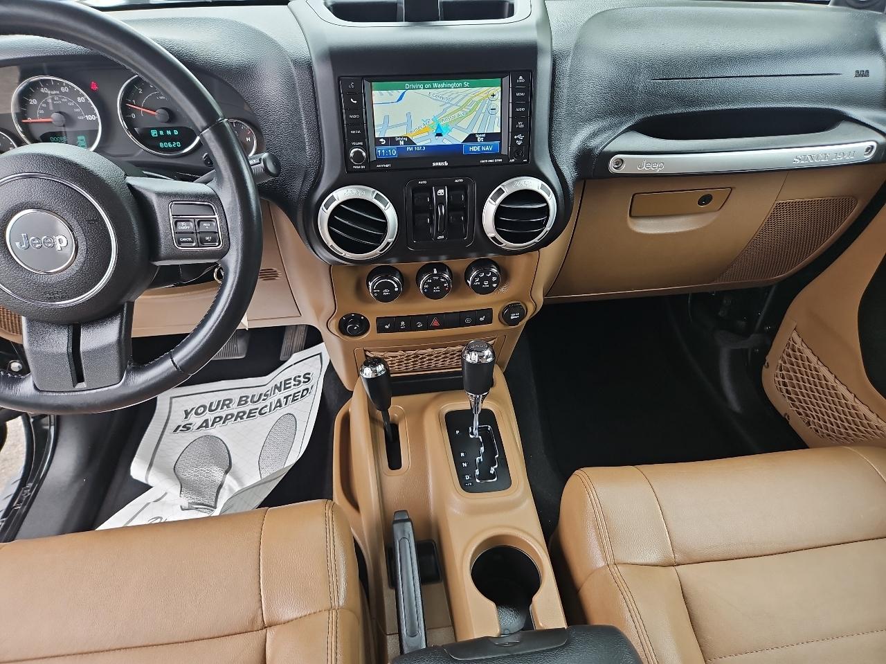 Jeep Wrangler Unlimited 4WD 4dr Sahara 2012