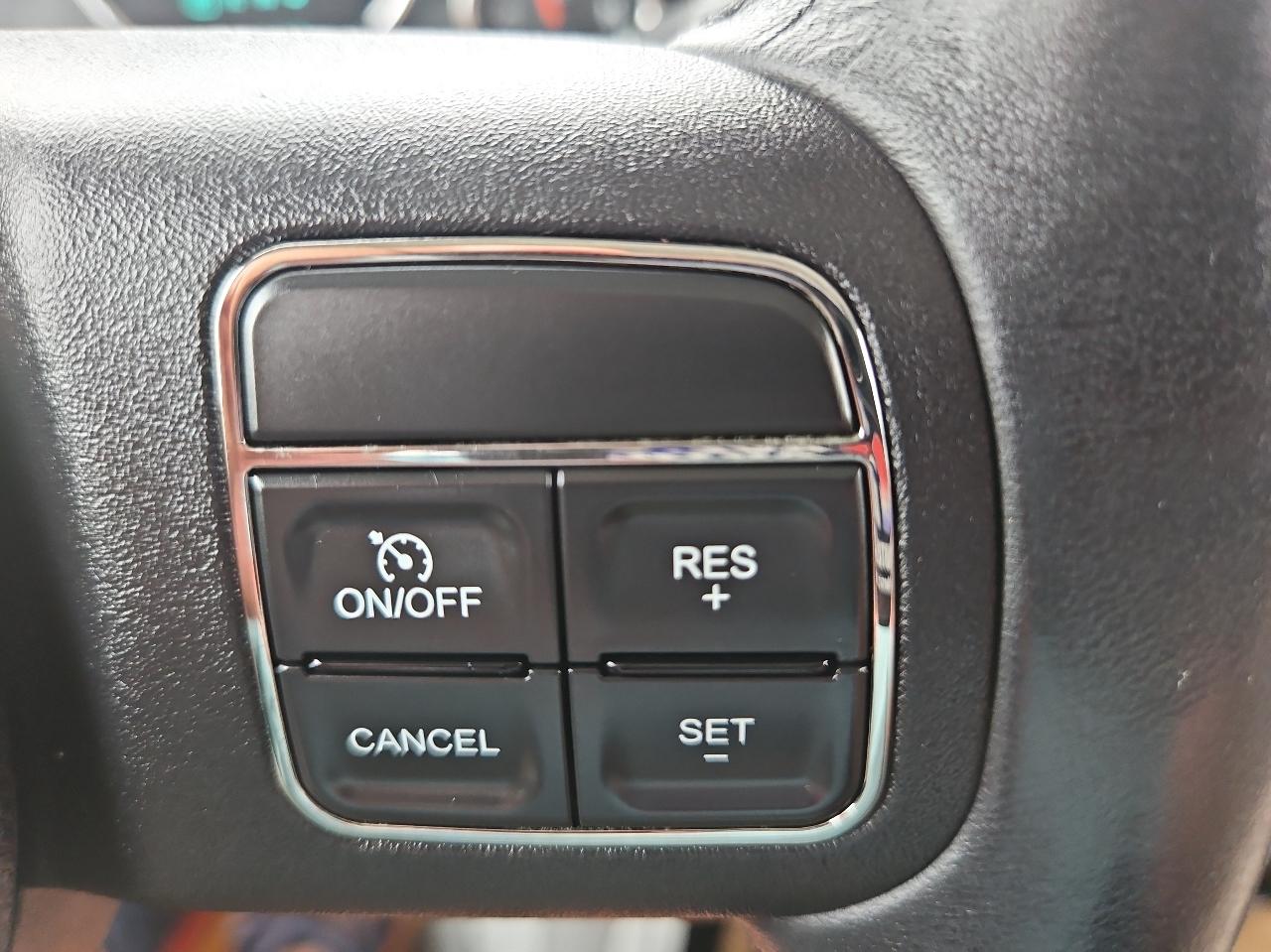 Jeep Wrangler Unlimited 4WD 4dr Sahara 2012