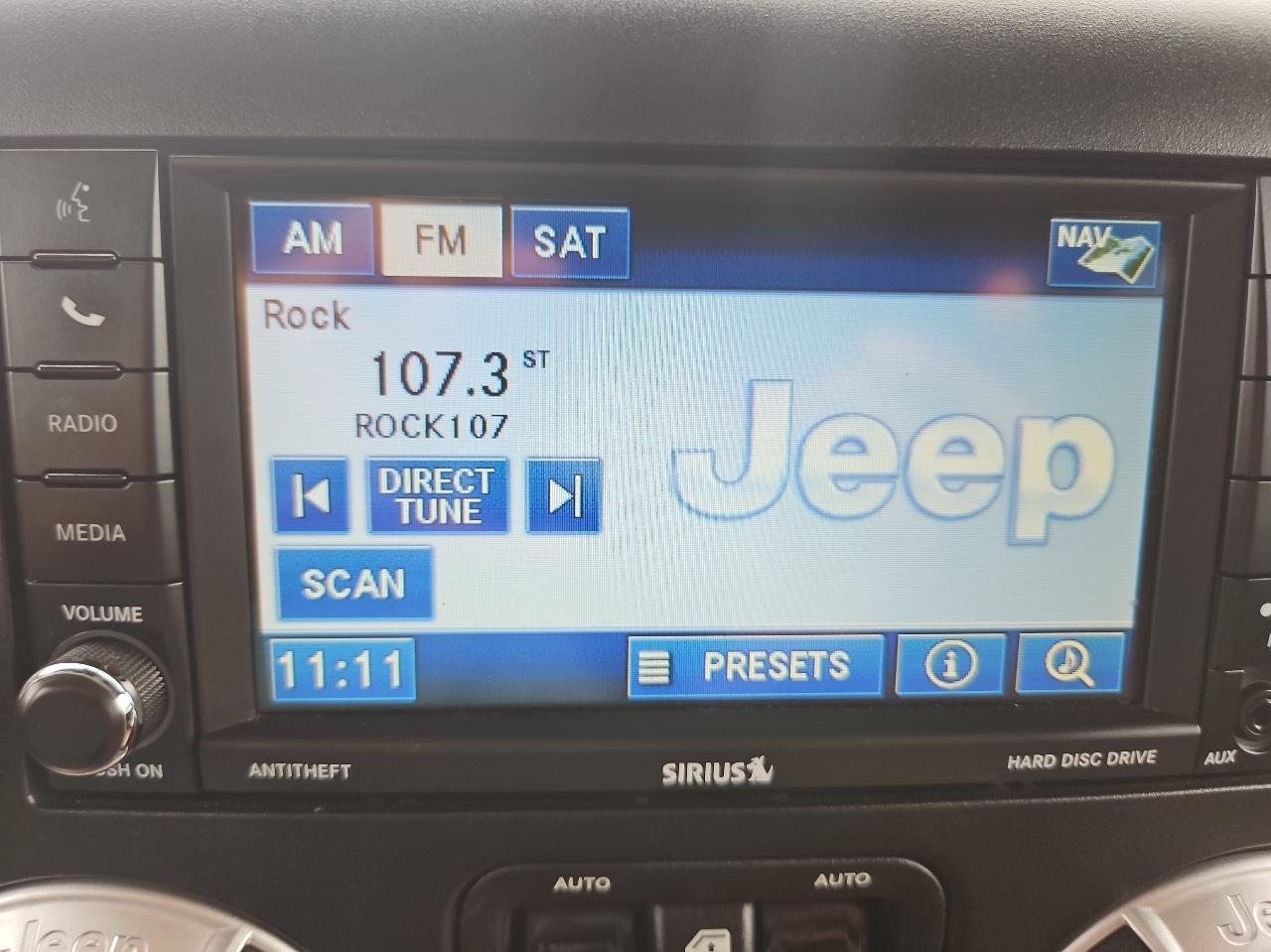 Jeep Wrangler Unlimited 4WD 4dr Sahara 2012