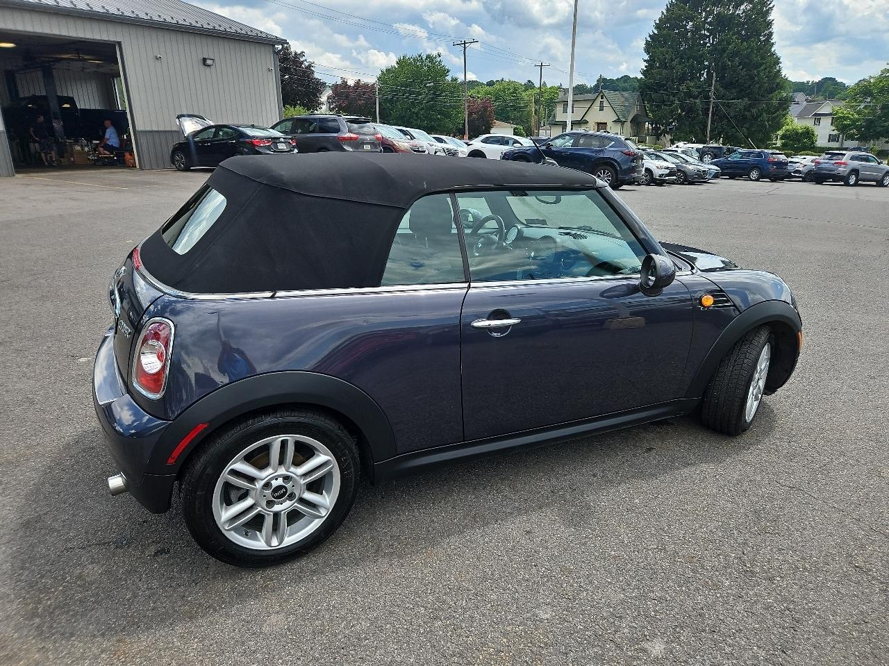 MINI Cooper Convertible 2dr 2012