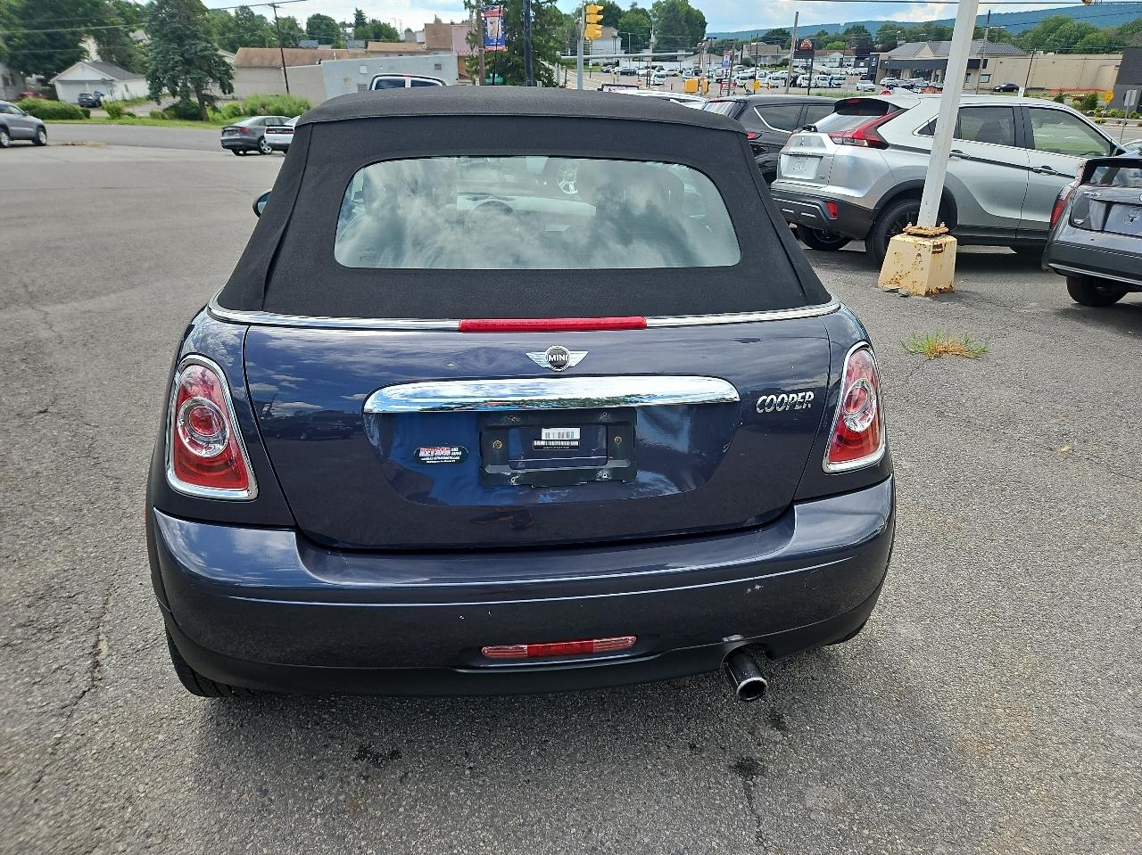 MINI Cooper Convertible 2dr 2012