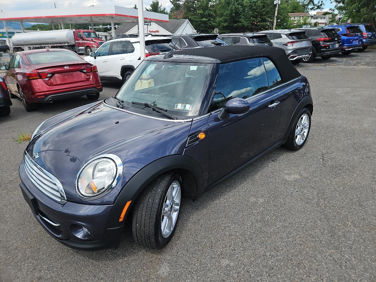 MINI Cooper Convertible 2dr 2012