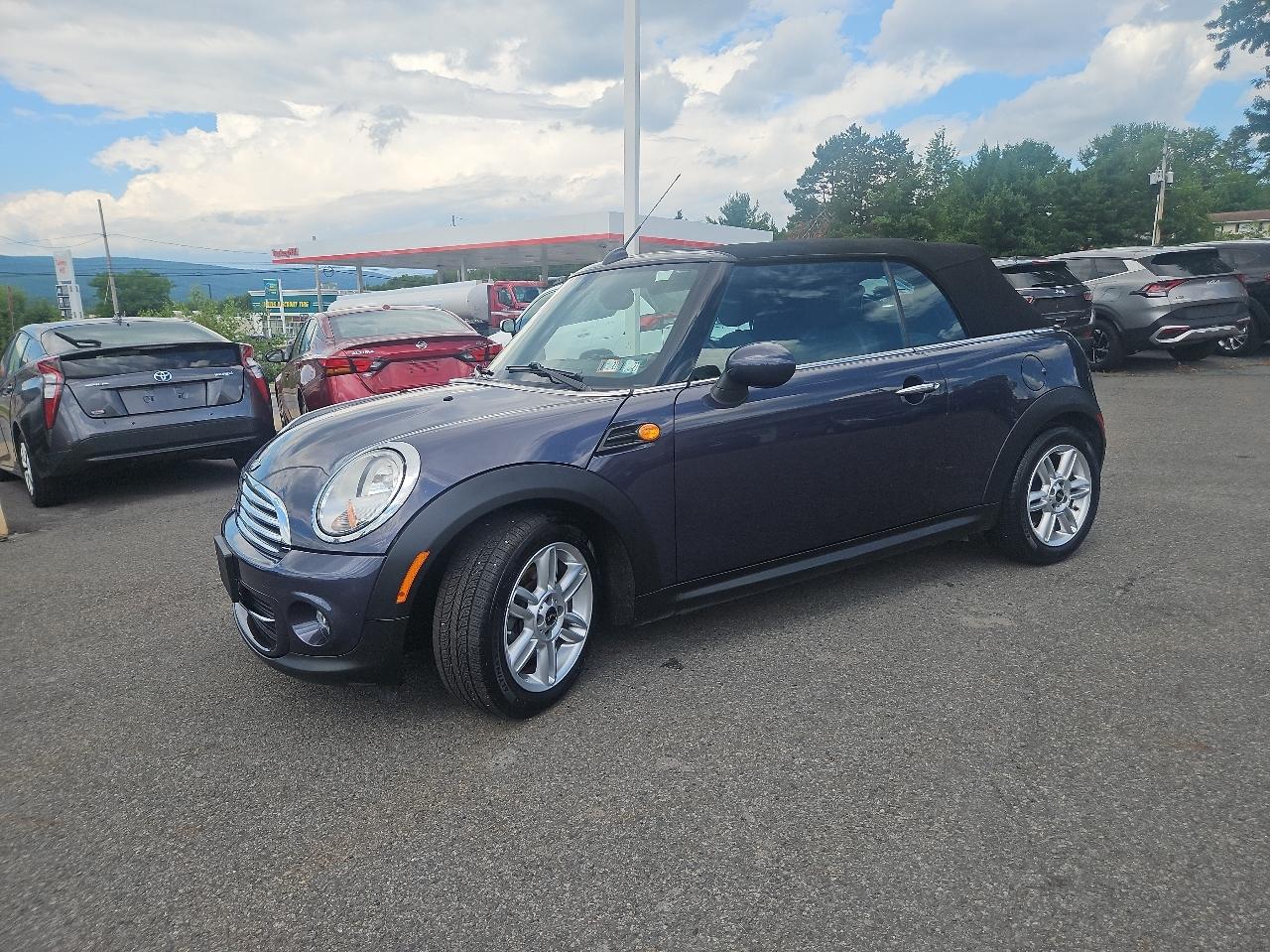MINI Cooper Convertible 2dr 2012