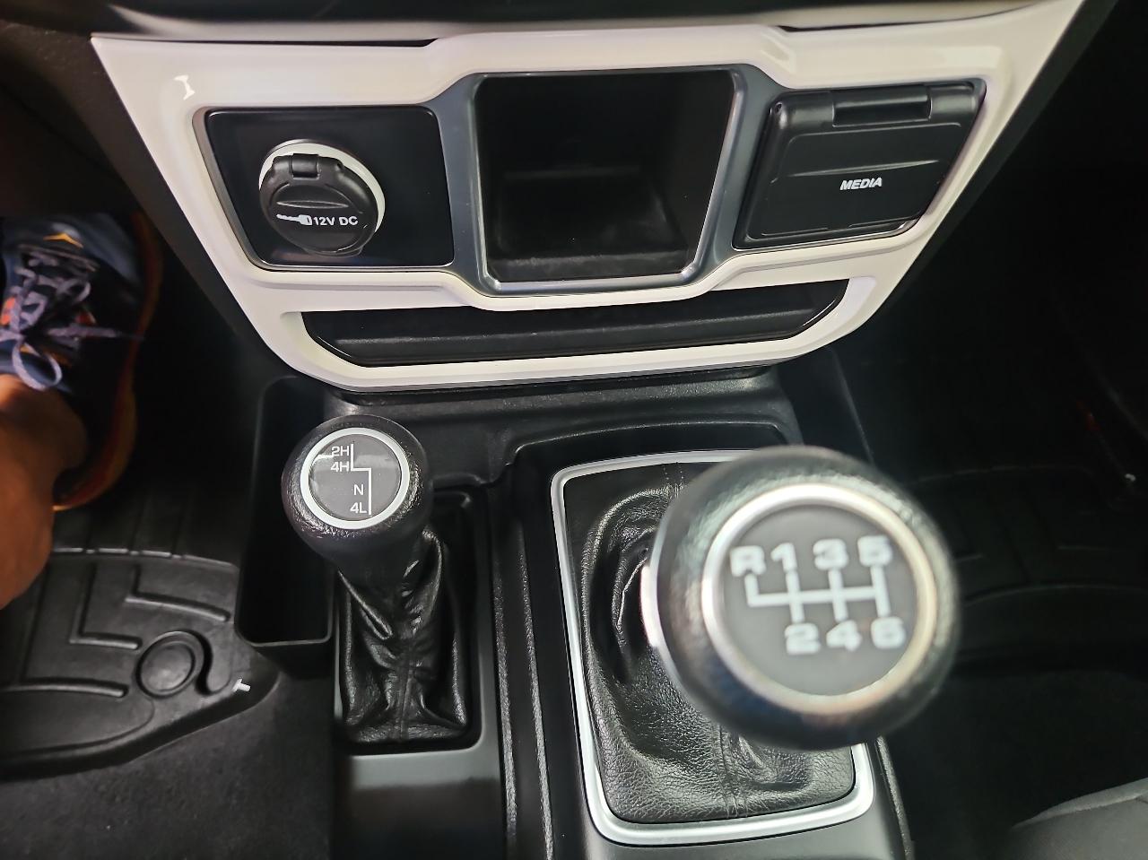 Jeep Gladiator Sport 4x4 2021