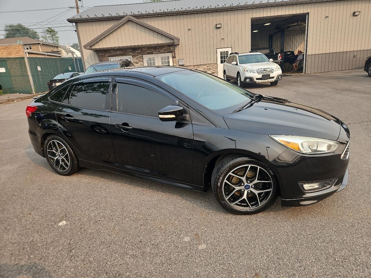 Ford Focus 4dr Sdn SE 2015