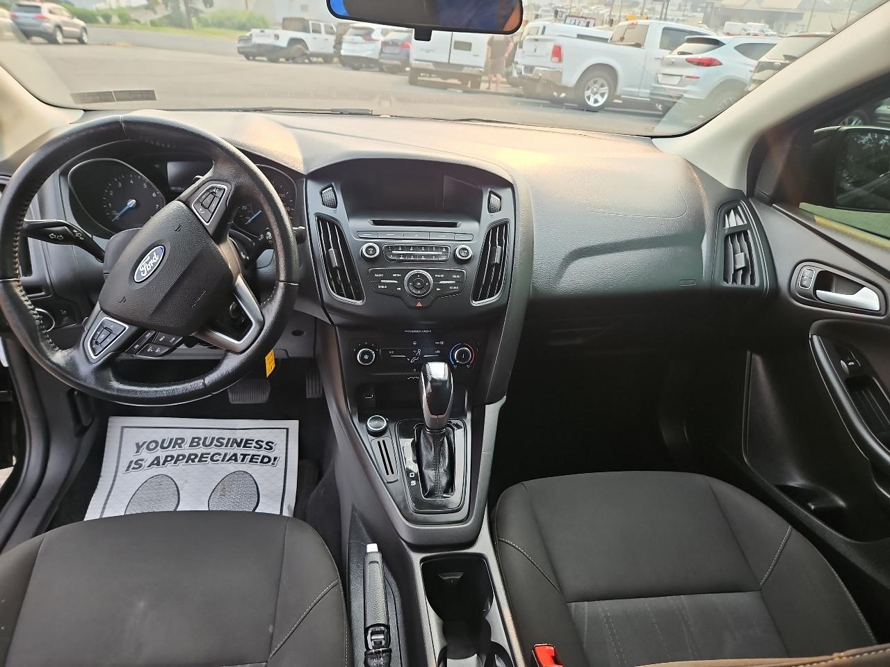 Ford Focus 4dr Sdn SE 2015