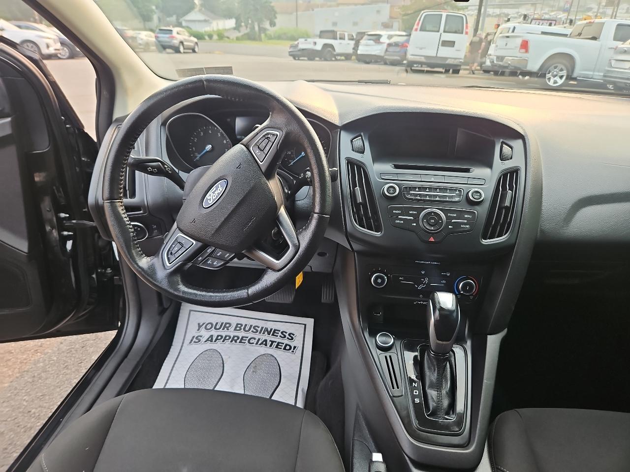 Ford Focus 4dr Sdn SE 2015