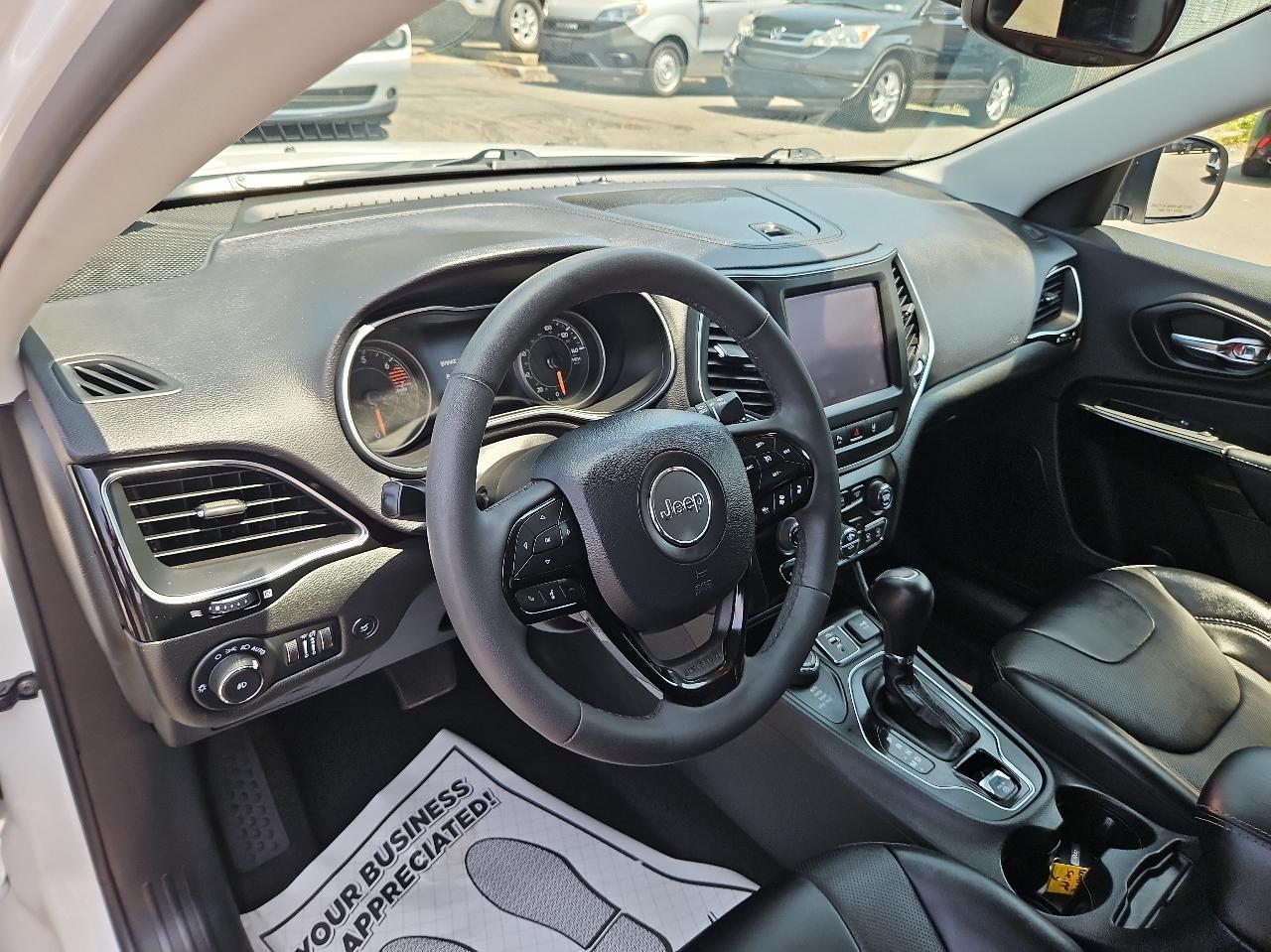 Jeep Cherokee Altitude Lux 4x4 2023