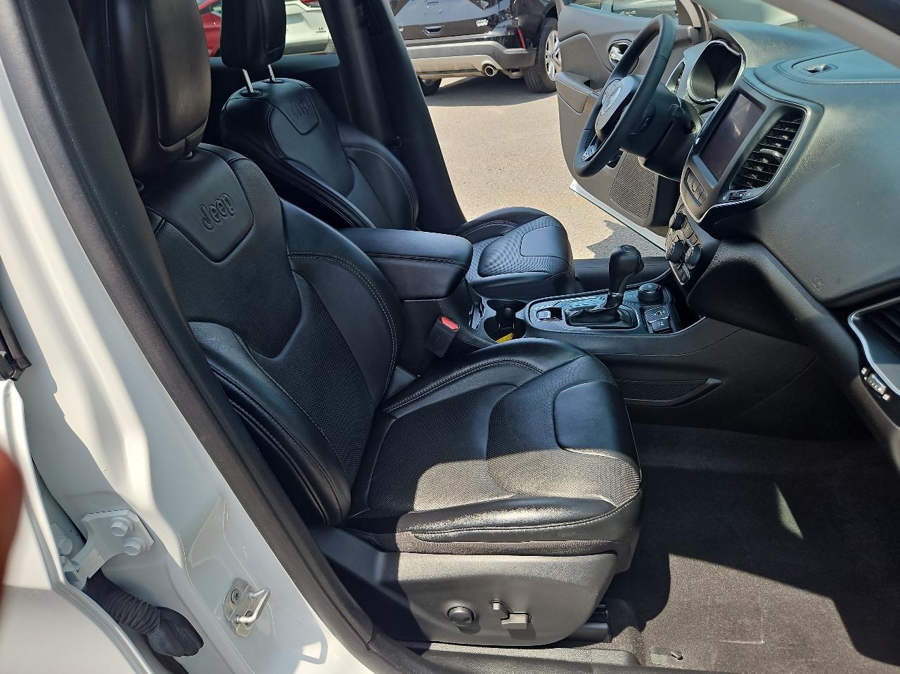 Jeep Cherokee Altitude Lux 4x4 2023