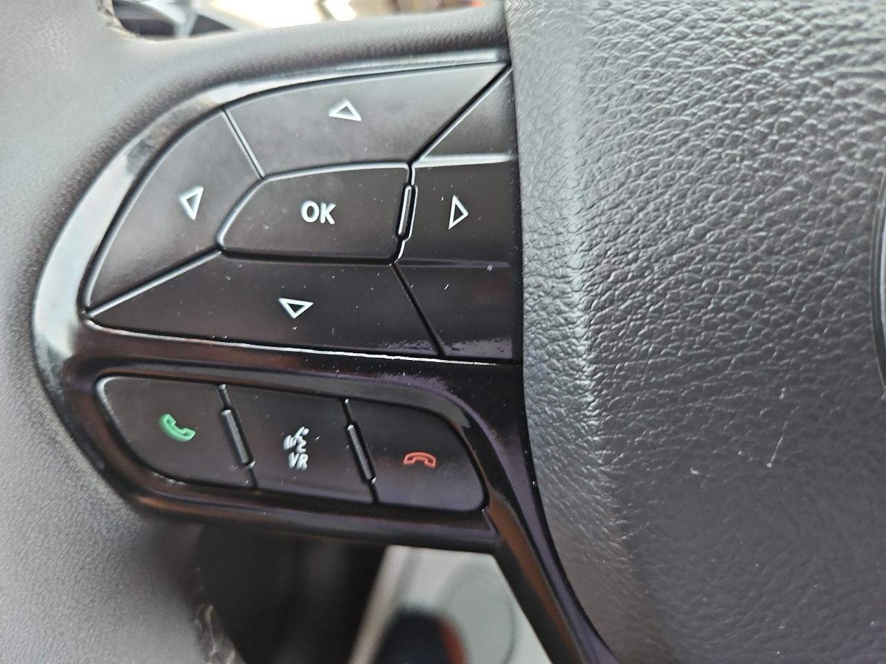 Jeep Cherokee Altitude Lux 4x4 2023