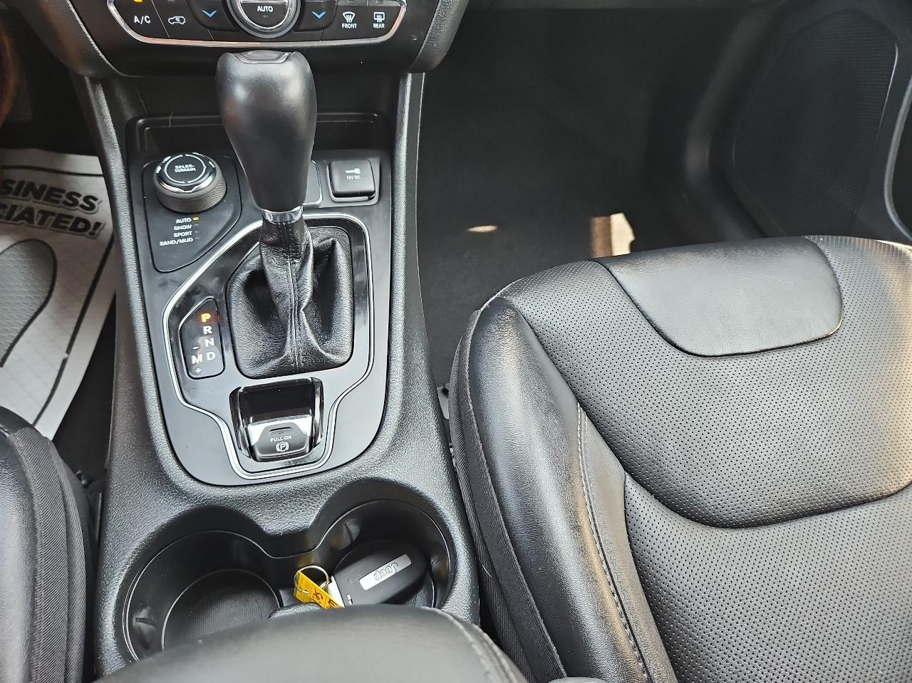 Jeep Cherokee Altitude Lux 4x4 2023