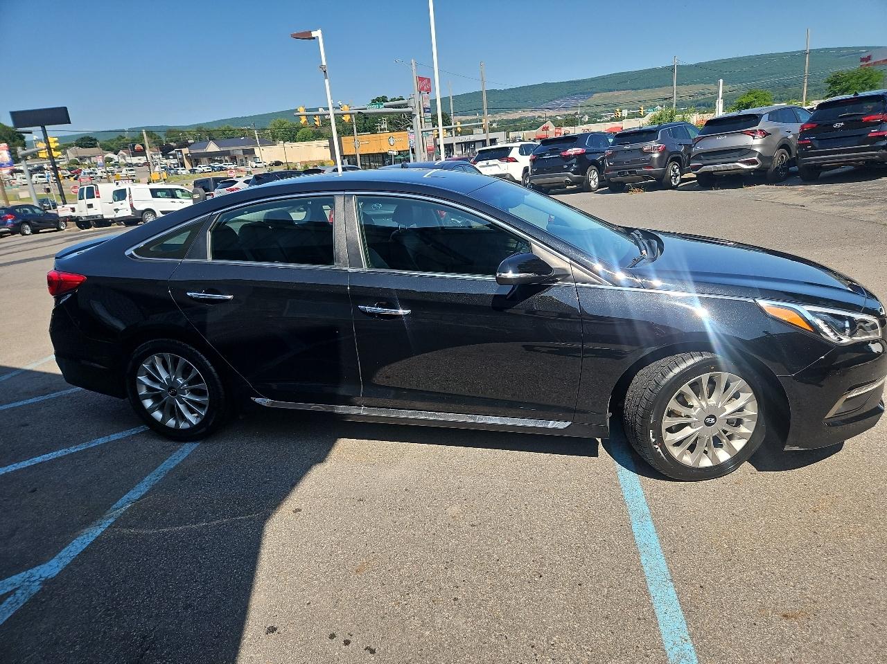 Hyundai Sonata 4dr Sdn 2.4L Limited PZEV 2015