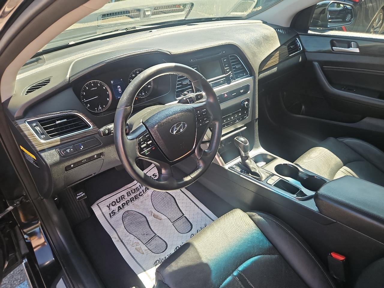 Hyundai Sonata 4dr Sdn 2.4L Limited PZEV 2015