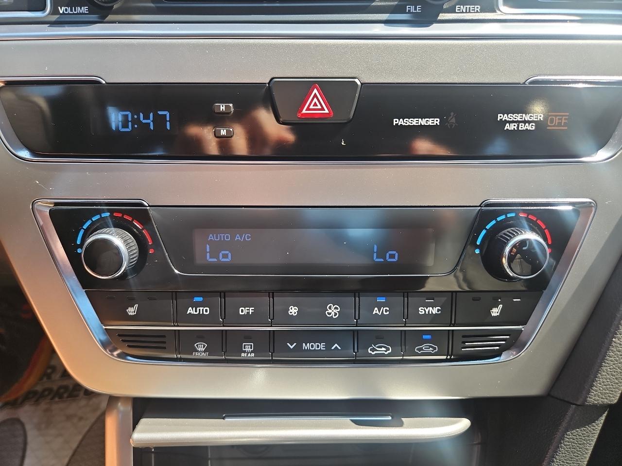 Hyundai Sonata 4dr Sdn 2.4L Limited PZEV 2015