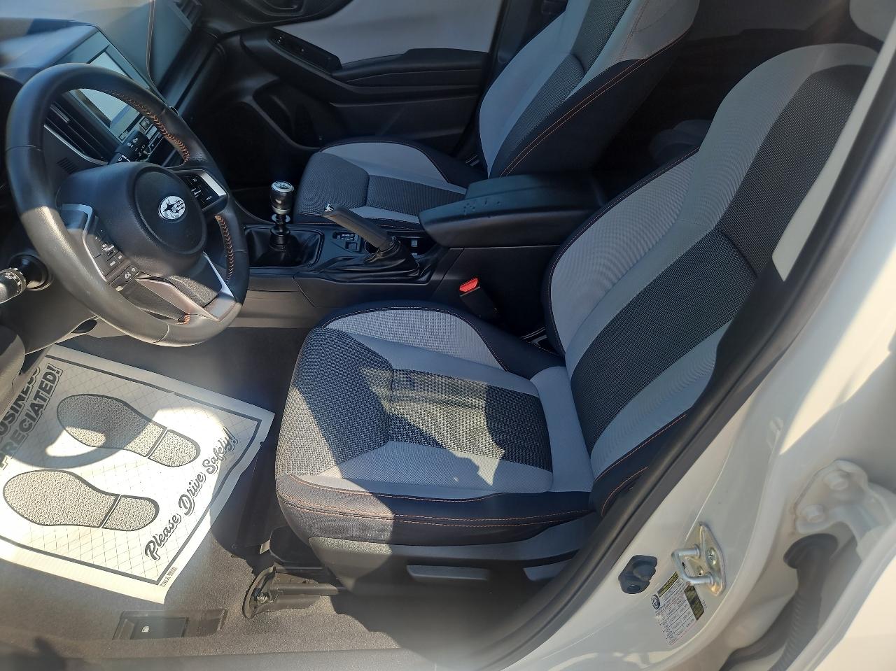 Subaru Crosstrek Premium Manual 2021