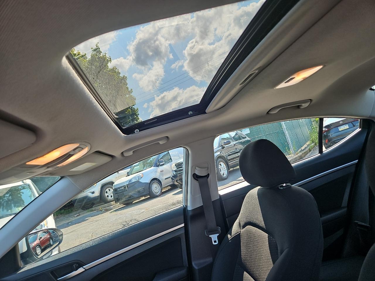 Hyundai Elantra Value Edition Auto SULEV 2019