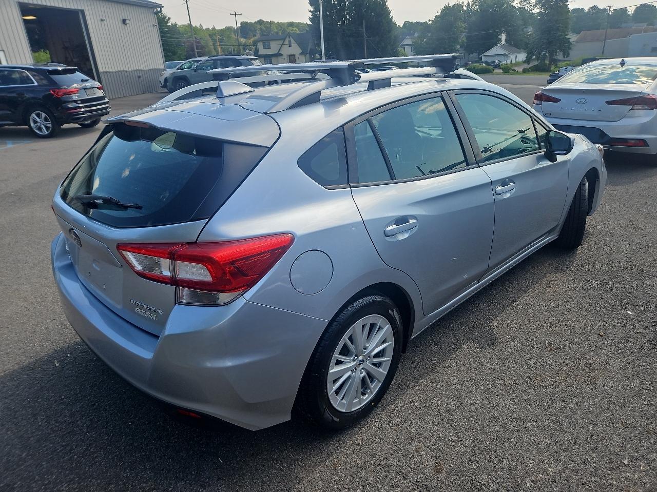Subaru Impreza 2.0i Premium 5-door CVT 2017