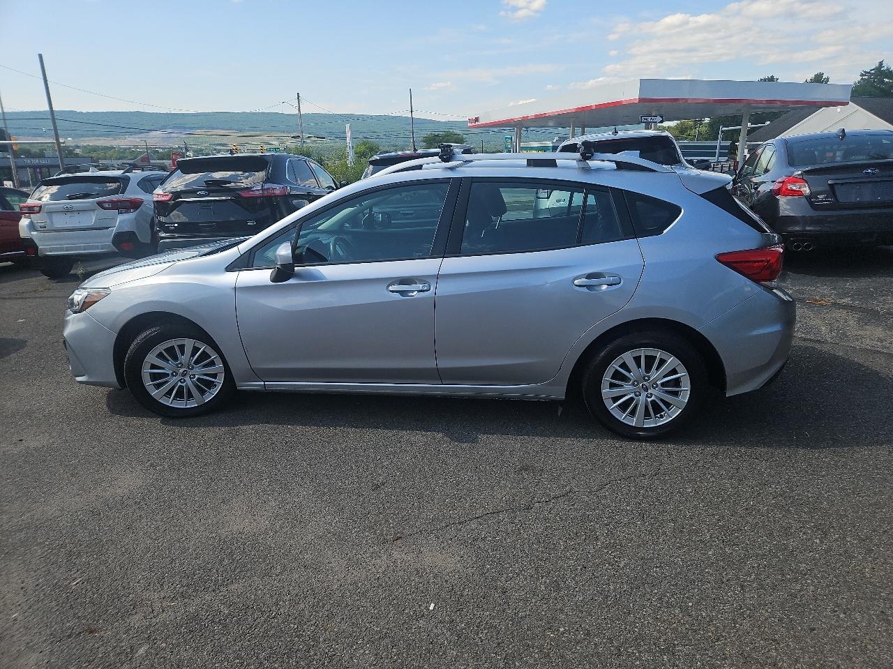 Subaru Impreza 2.0i Premium 5-door CVT 2017
