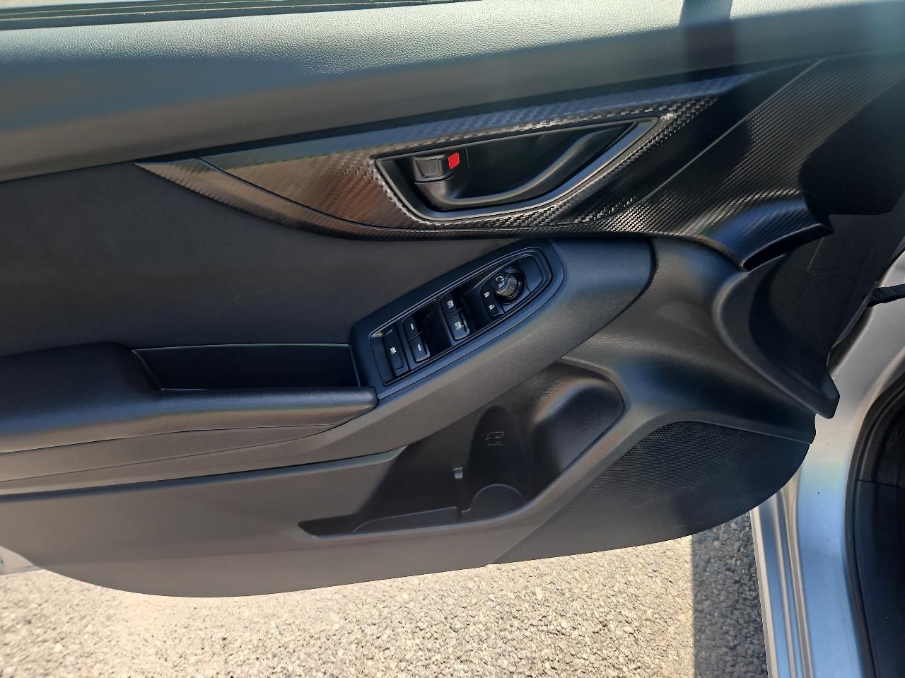 Subaru Impreza 2.0i Premium 5-door CVT 2017