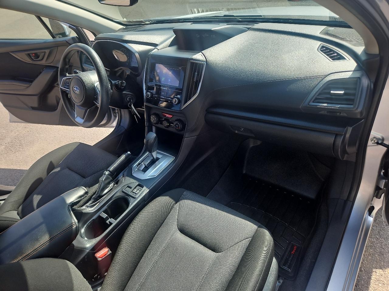Subaru Impreza 2.0i Premium 5-door CVT 2017