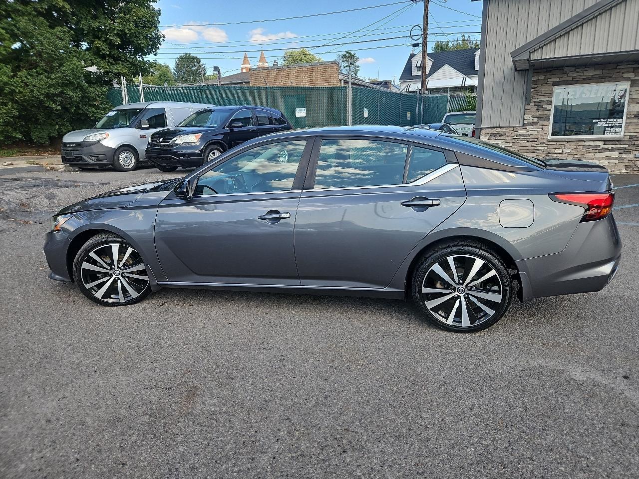 Nissan Altima 2.5 SR AWD Sedan 2019