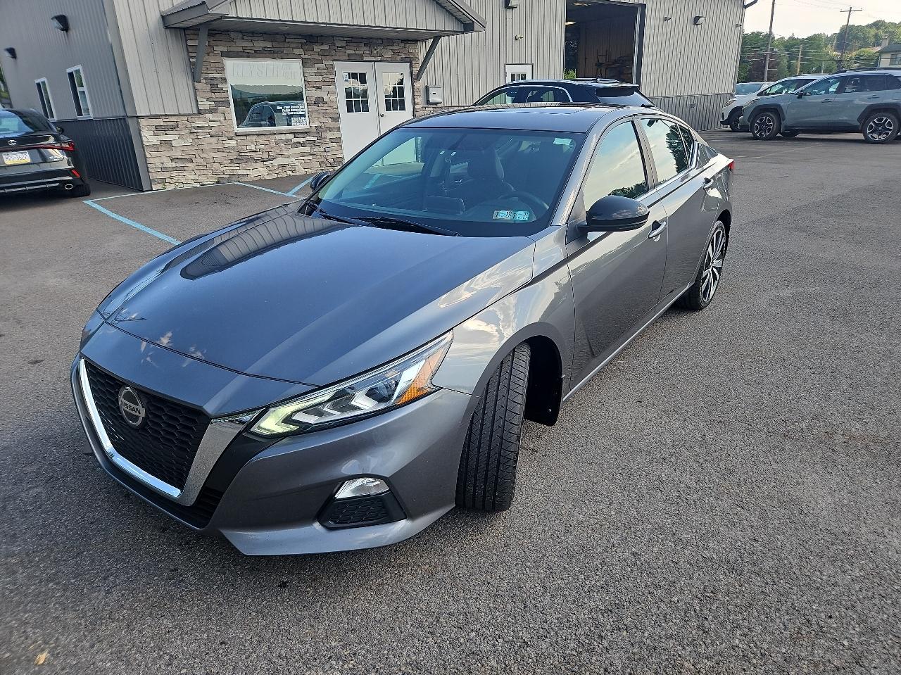 Nissan Altima 2.5 SR AWD Sedan 2019