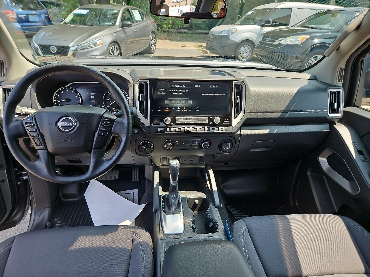 Nissan Frontier Crew Cab 4x4 SV 2025
