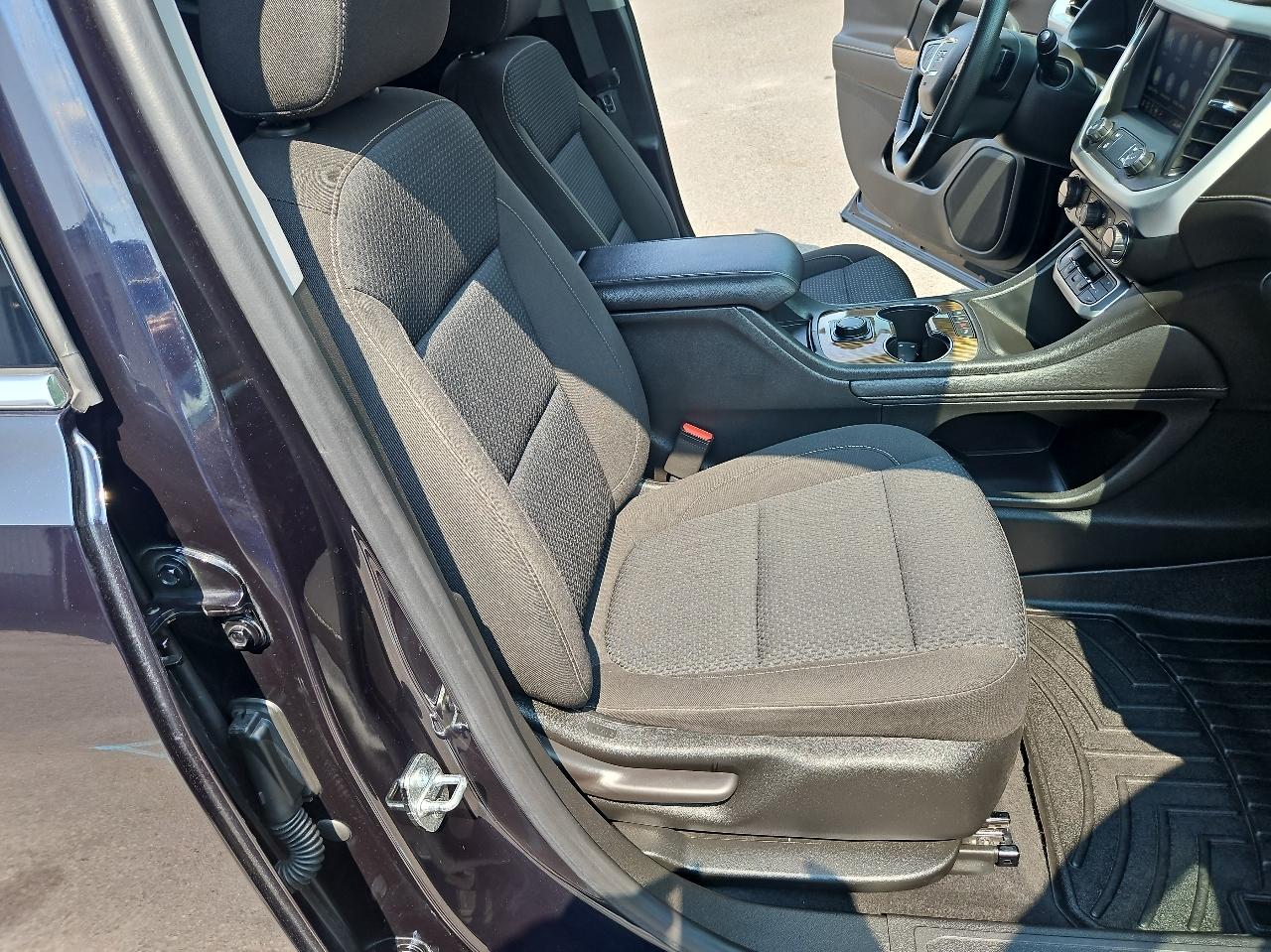 GMC Acadia AWD 4dr SLE 2021