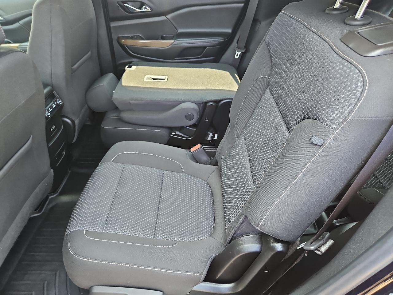 GMC Acadia AWD 4dr SLE 2021