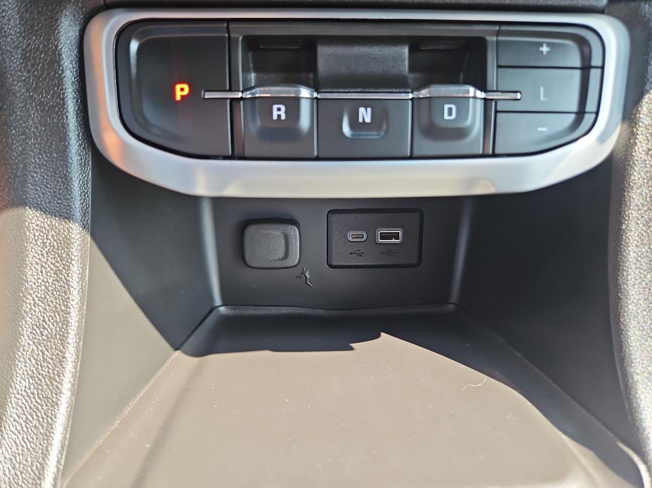 GMC Acadia AWD 4dr SLE 2021