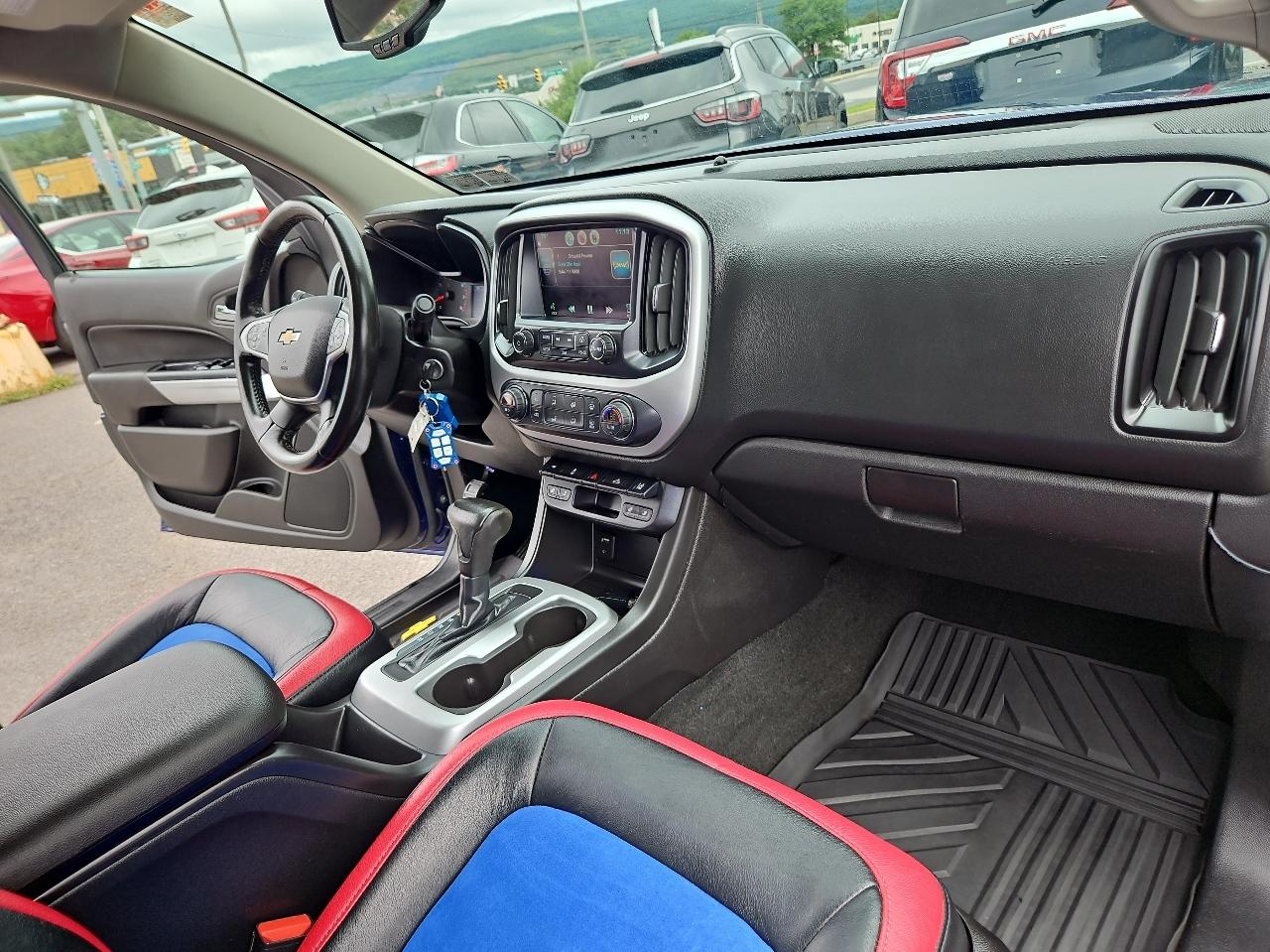 Chevrolet Colorado 4WD Crew Cab 128.3" LT 2015