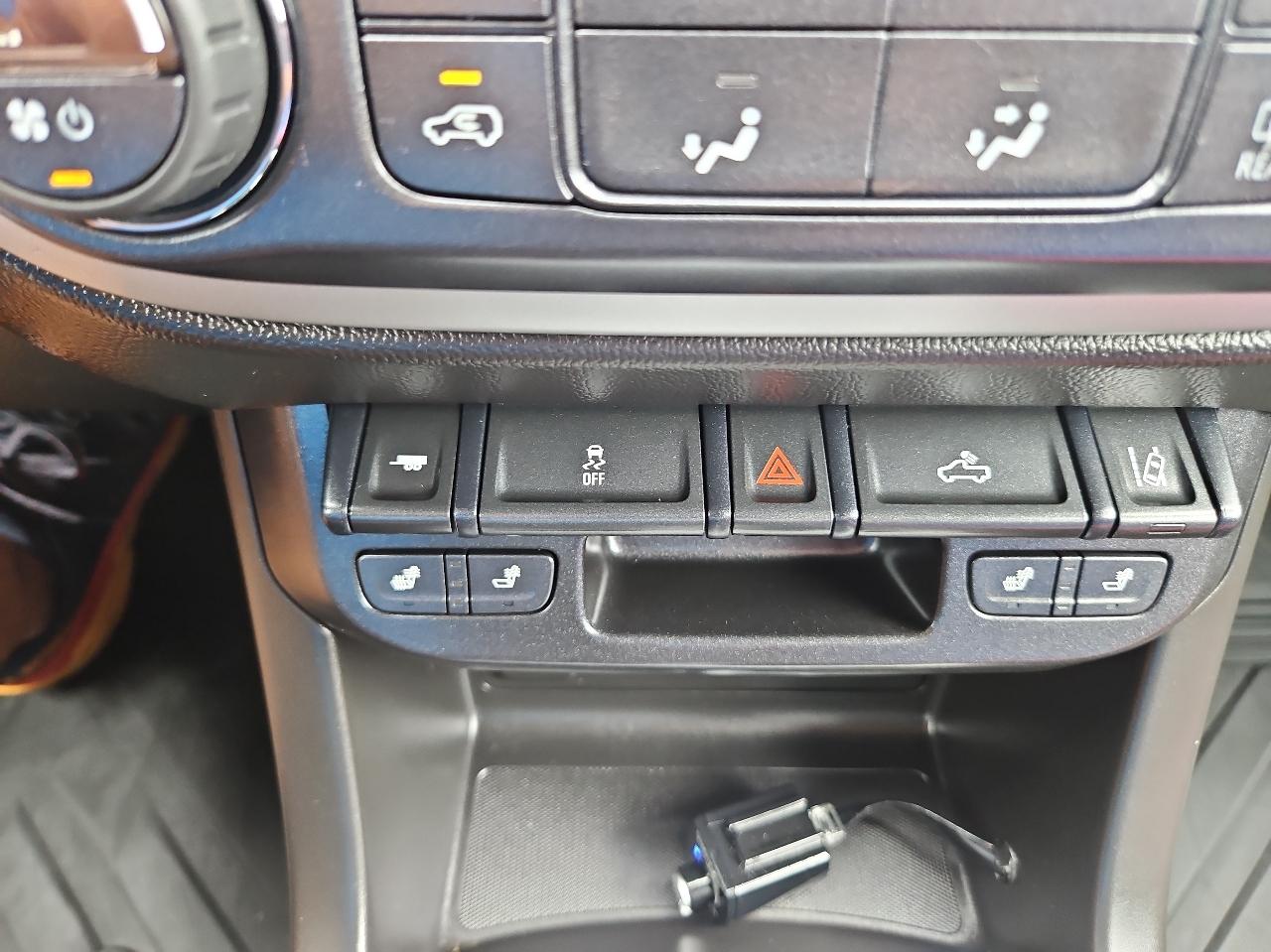 Chevrolet Colorado 4WD Crew Cab 128.3" LT 2015