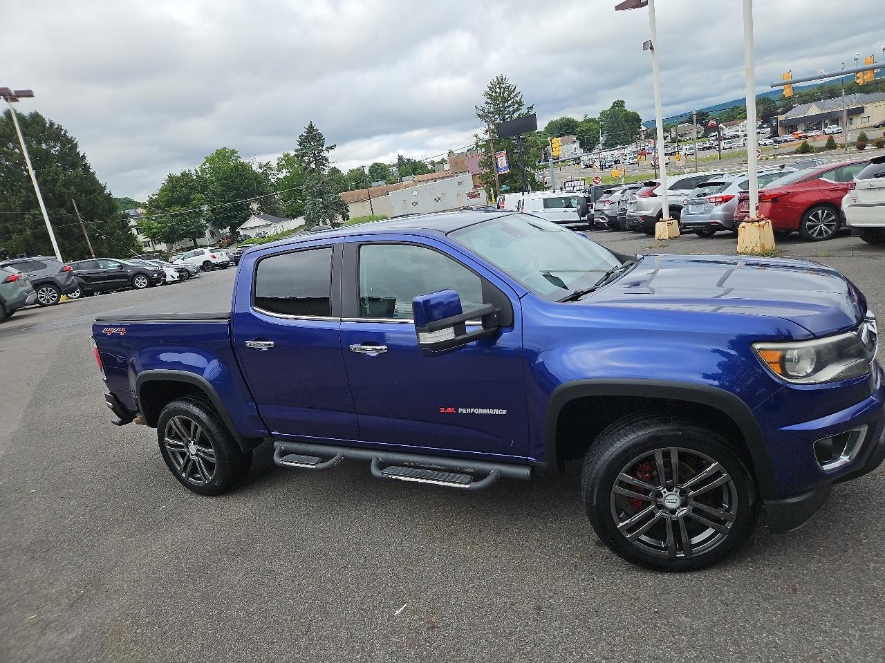 Chevrolet Colorado 4WD Crew Cab 128.3" LT 2015
