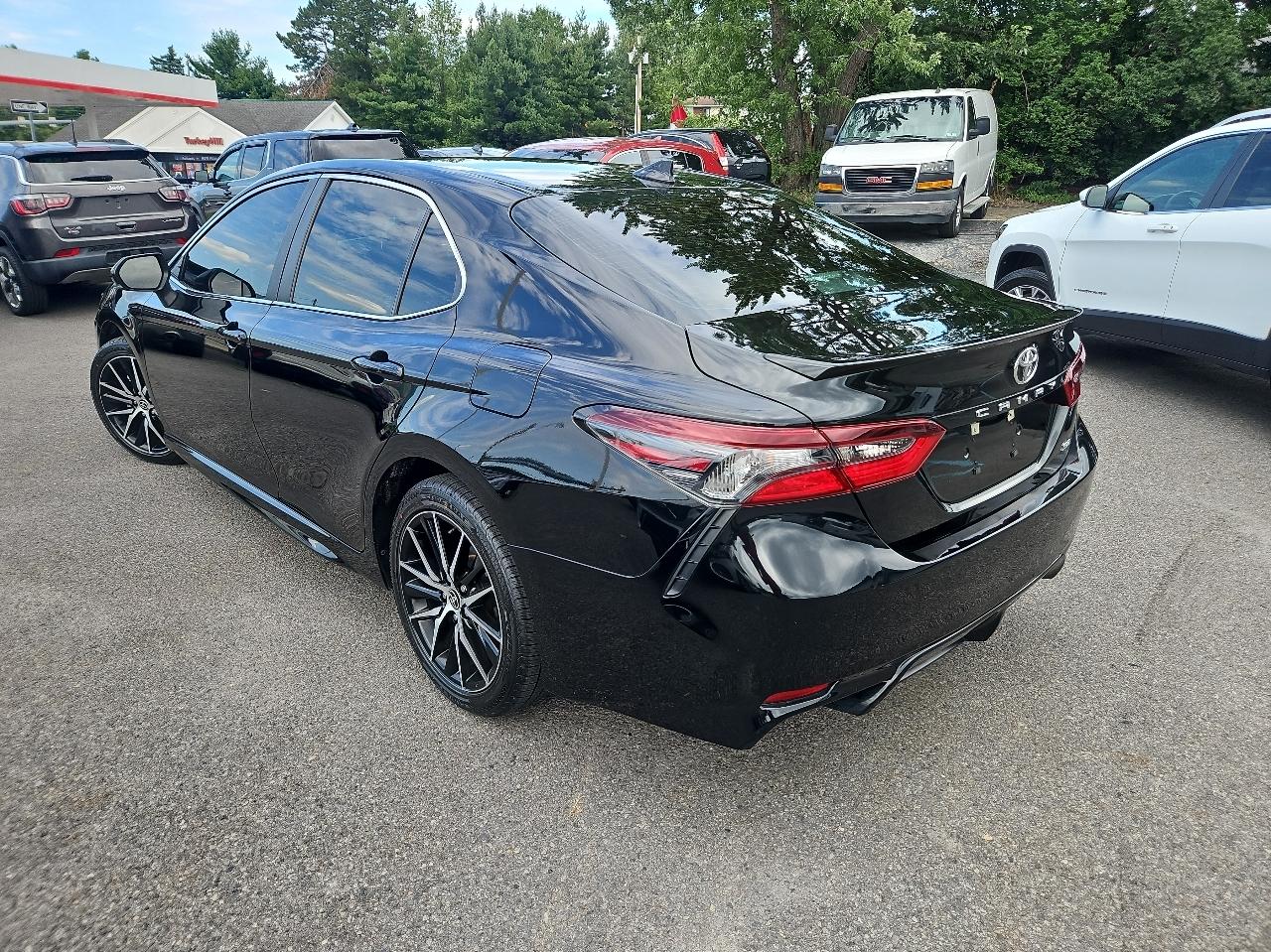 Toyota Camry 4dr Sdn SE Auto (Natl) 2023