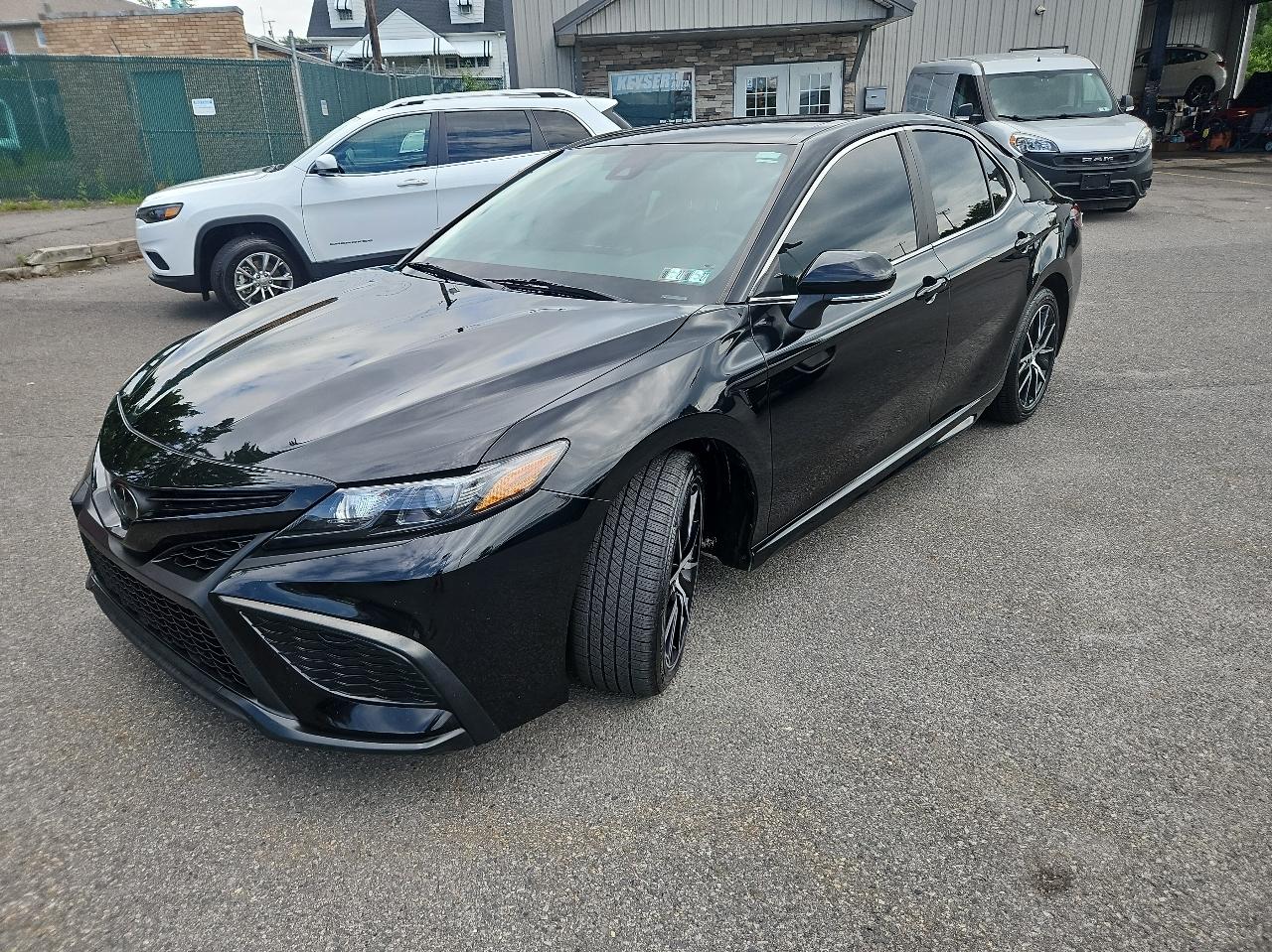 Toyota Camry 4dr Sdn SE Auto (Natl) 2023