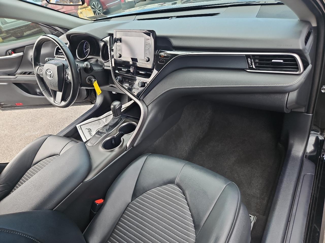 Toyota Camry 4dr Sdn SE Auto (Natl) 2023