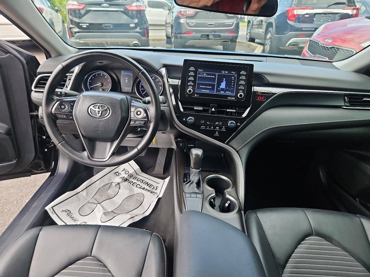 Toyota Camry 4dr Sdn SE Auto (Natl) 2023